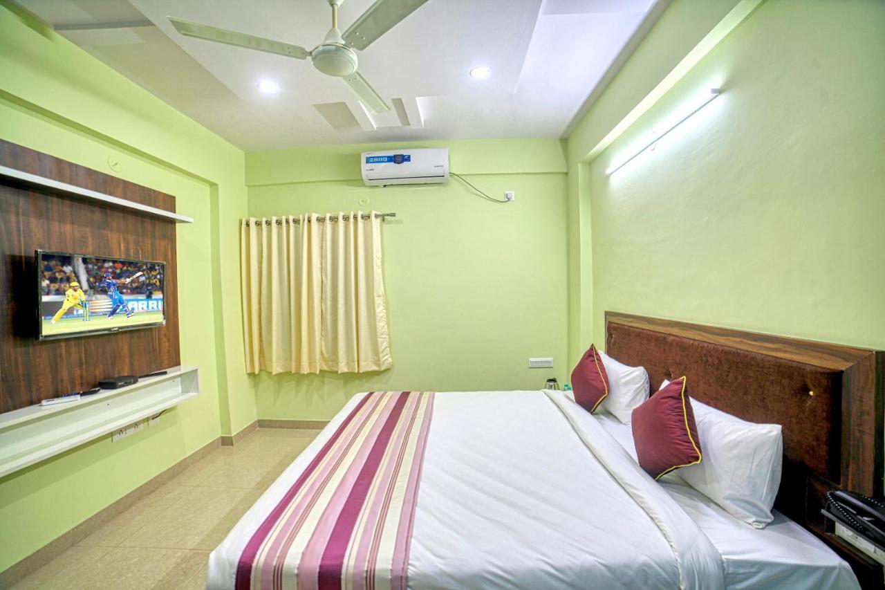 Redkey Inn Hotel Near Bangalore Airport Airport Pickup & Drop Available 24X7 Yelahanka Exteriér fotografie